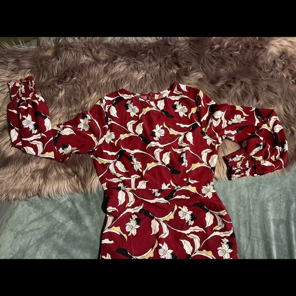 SHEIN LONG SLEEVE DRESS - Picture 3 of 3